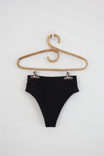Load image into Gallery viewer, 80&#39;s Banded Bottom - Black Ribbed