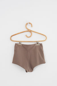 Pippi Shorts - Mocha Ribbed